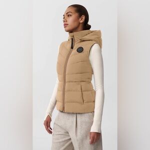 Canada Goose Cypress Hooded Down Vest – Desert Sand – Size S – NEW w/ Tags